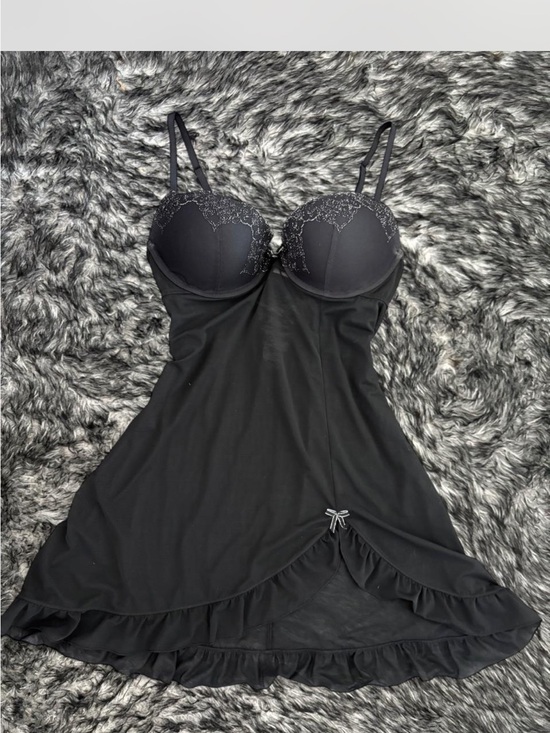 Gilligan & O'Malley Other - Gilligan & O'Malley Black Lace-Trim Chemise